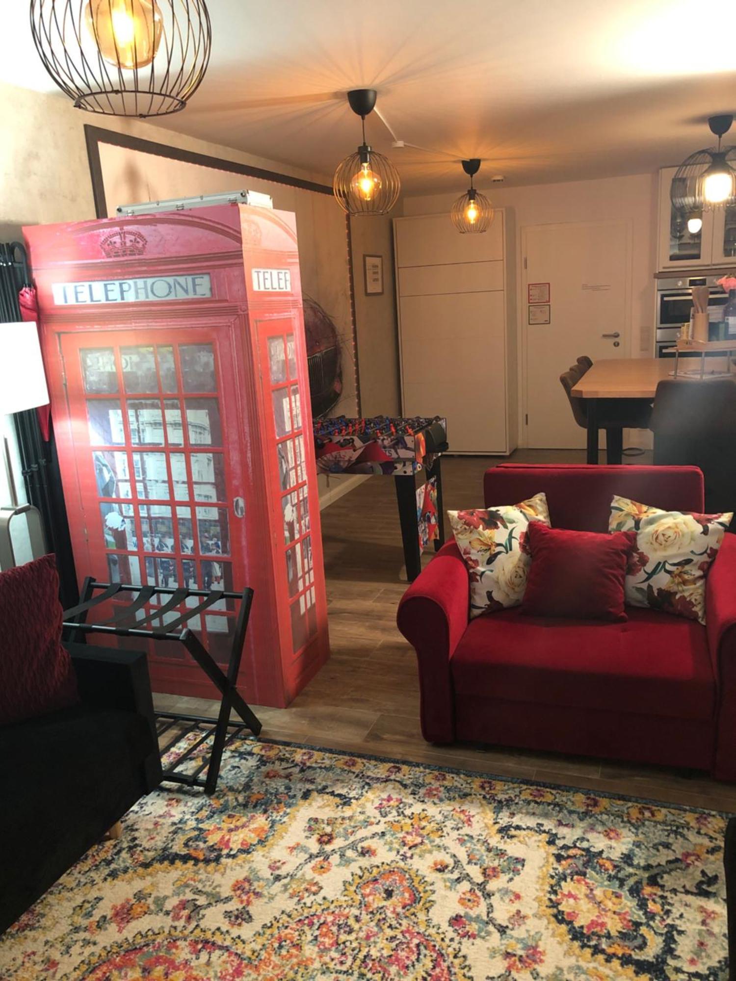 Stylisches Maybach Appartement Mit Terrasse Fuer 5 Personen, 5 Betten, Grosse Kochinsel, Homeoffice Mit 250Mbit Wlan Aidlingen Exteriér fotografie