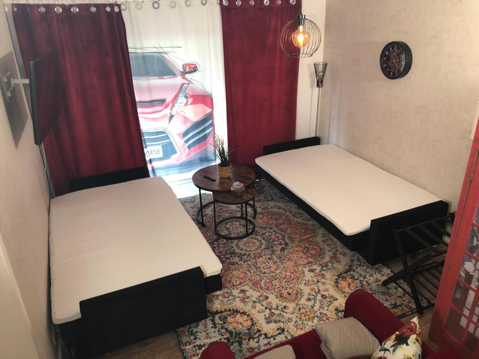 Stylisches Maybach Appartement Mit Terrasse Fuer 5 Personen, 5 Betten, Grosse Kochinsel, Homeoffice Mit 250Mbit Wlan Aidlingen Exteriér fotografie